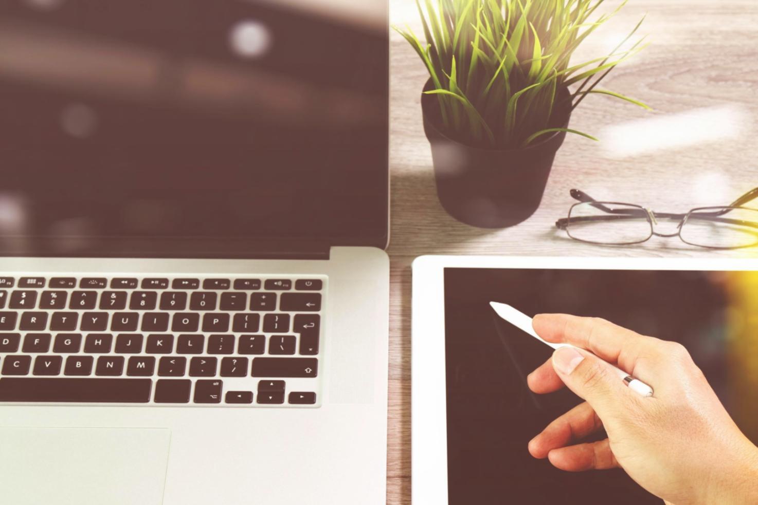 Teilnehmer korrigiert Fehler in seiner On-Page-Optimierung